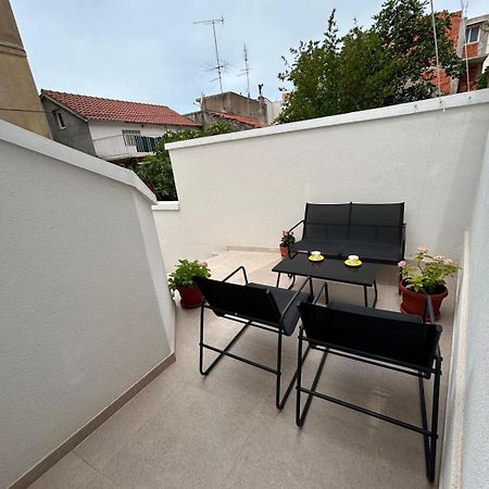 Duje & Roko Apartments Шибеник Екстер'єр фото