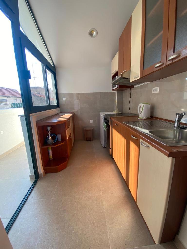 Duje & Roko Apartments Шибеник Номер фото